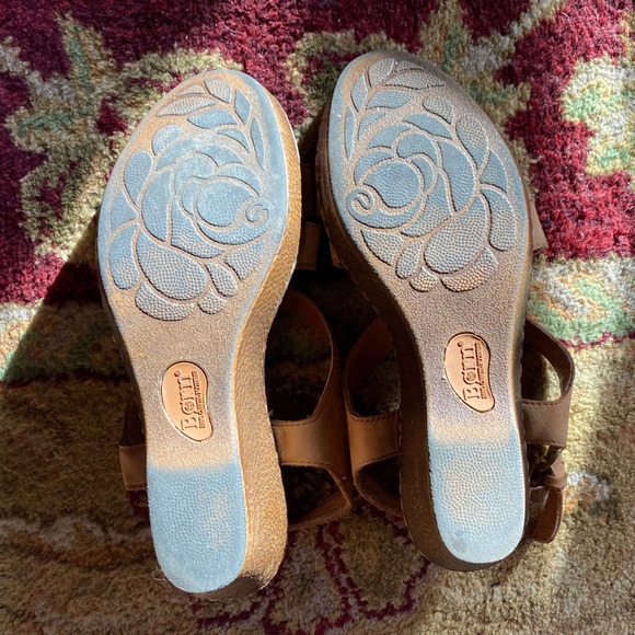 Size 8 Born Leather Wedges - Picture 3 of 9